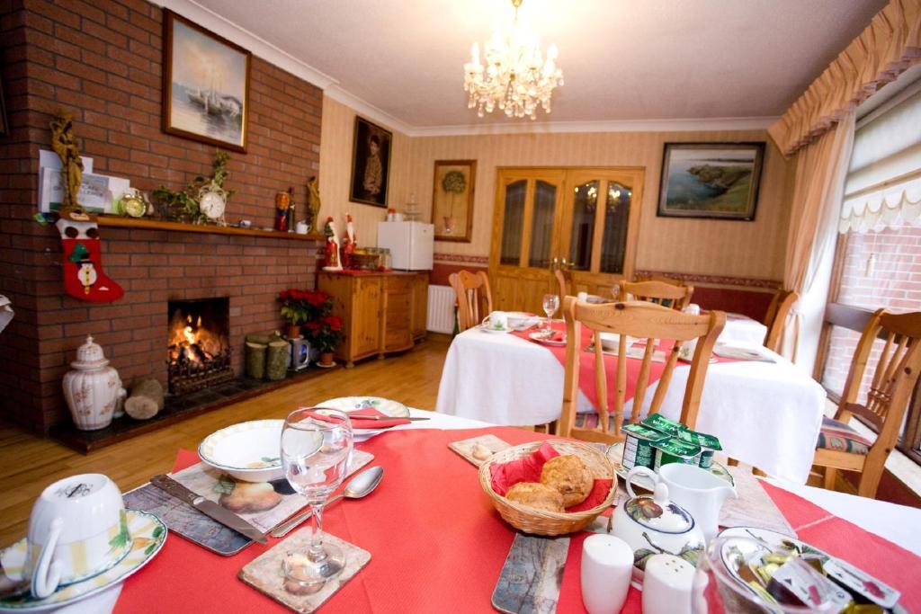 Evergreen Bed & Breakfast Swords Kültér fotó