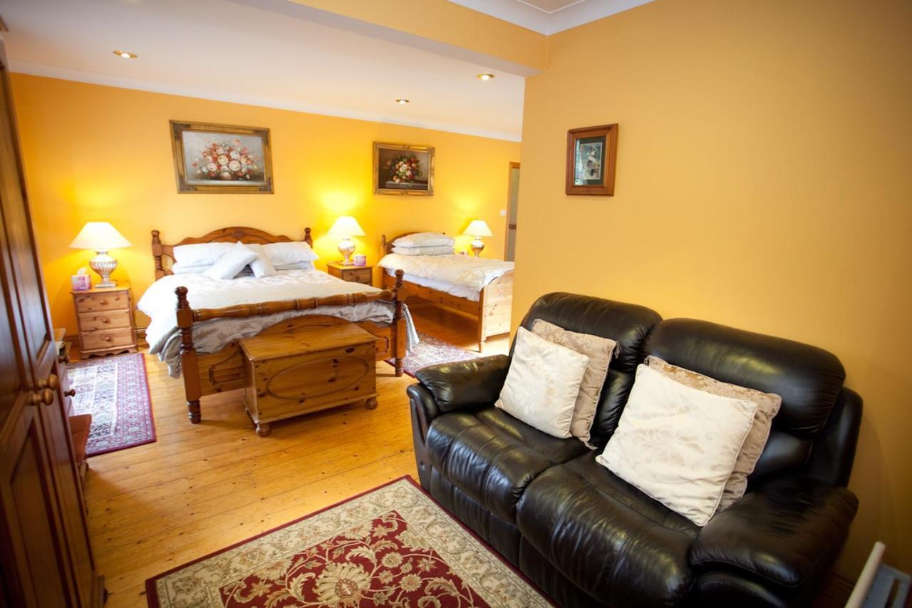 Evergreen Bed & Breakfast Swords Kültér fotó